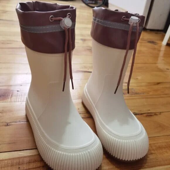White purple lilac rain boots - Picture 3 of 6